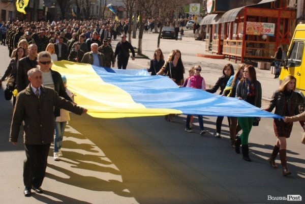 Скорботна неділя у Луцьку. ФОТО