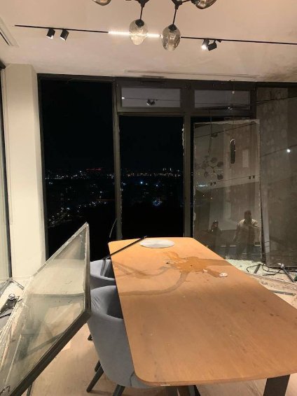 У Києві внаслідок нічної атаки росіян пошкоджено багатоповерхівку: є поранені. ФОТО