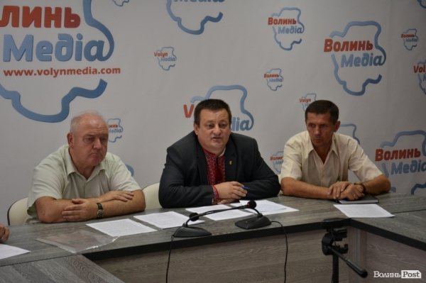 Керівництво Волиньради поки не хоче перевиборів попри масові «прогули» депутатів