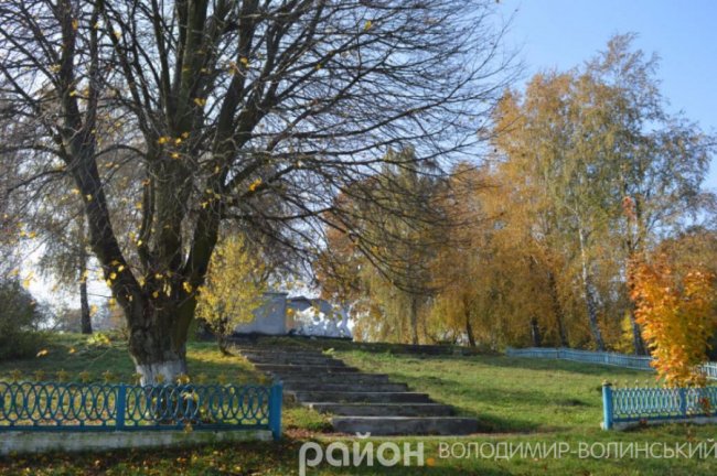 Золота осінь у волинському селі. ФОТО