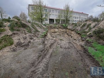 «Найстрашнішим місцем для нас стала наша сільська школа»: підліток з Київщини – про окупацію