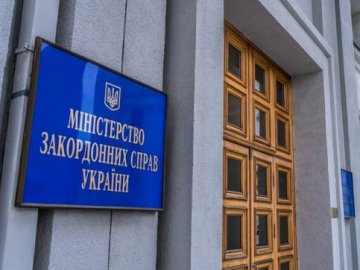 У Польщі в аварії за участю двох автобусів та мікроавтобуса постраждали дві українки