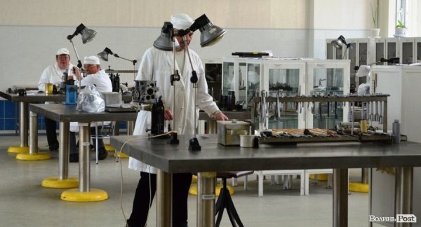 Як у Луцьку ремонтують авіадвигуни. ФОТО