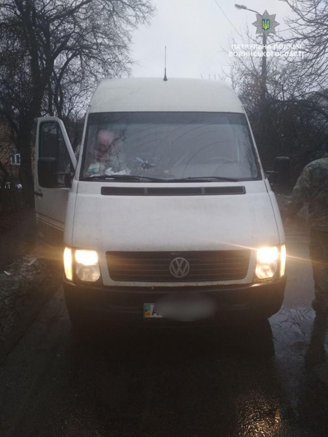 У Луцьку зупинили п'янючого водія. ФОТО