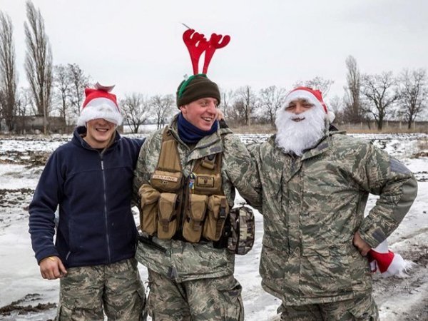 Як зустрічали Новий рік у зоні АТО. ФОТО