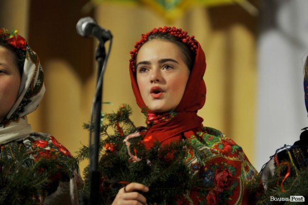 Фото з фестивалю вертепів у Луцьку