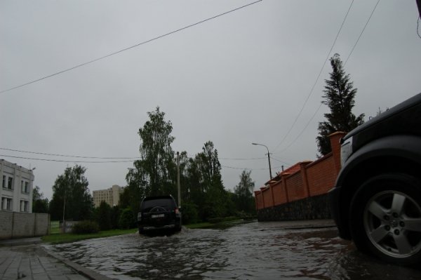Як «плавав» Луцьк. ФОТО. ВІДЕО