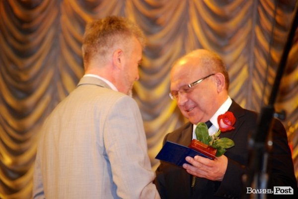 СНУ імені Лесі Українки привітали із 75-річчям. ФОТО