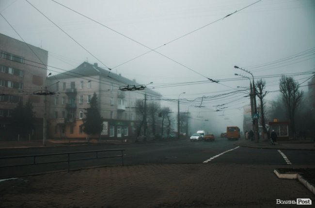 Туманний Луцьк: неймовірні фото 
