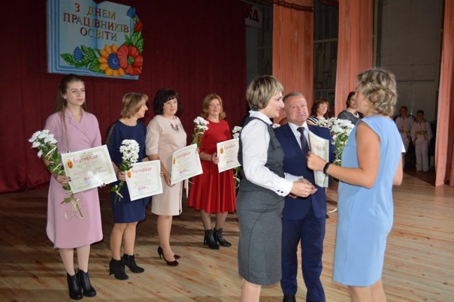 У Ковелі преміювали «Успішних педагогів». СПИСОК