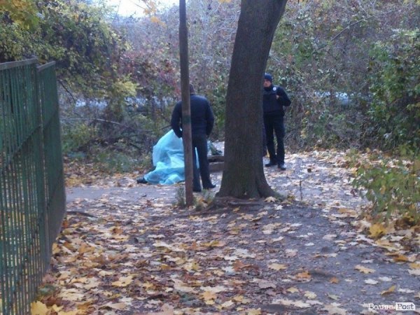 У Луцьку посеред вулиці помер чоловік