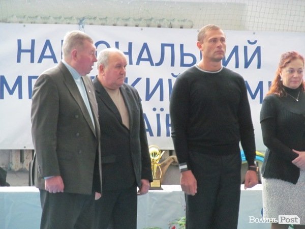 У Луцьку змагалися важкоатлети. ФОТО  