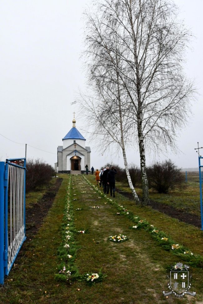 У селі на Волині очільник УПЦ (МП) Нафанаїл відслужив святкову службу. ФОТО