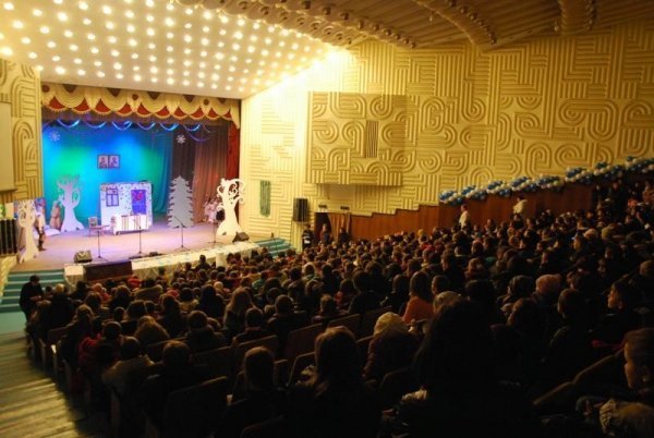 Священики влаштували обездоленим дітям свято. ФОТО