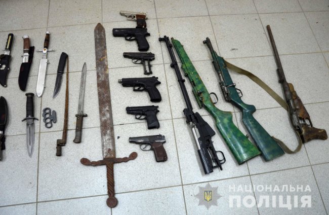 На волинському ливарному заводі правоохоронці знищили зброю та боєприпаси