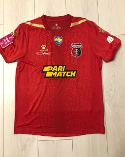 Зінченко, Модрич, Магвайр: лучанин колекціонує футболки відомих футболістів. ФОТО