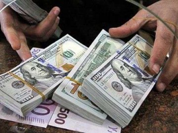 Курс валют у Луцьку на 19 травня: долар впав у ціні