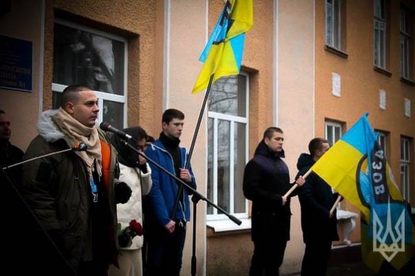 На Волині відкрили пам'ятну дошку на честь 18-річного бійця. ФОТО