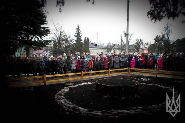 На Волині відкрили пам'ятну дошку на честь 18-річного бійця. ФОТО