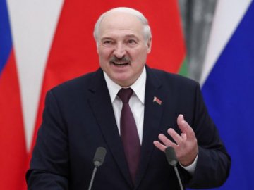 «Якщо не буде неймовірного тиску з боку Путіна, Лукашенко петлятиме і далі», – радник голови МВС про загрозу з боку Білорусі