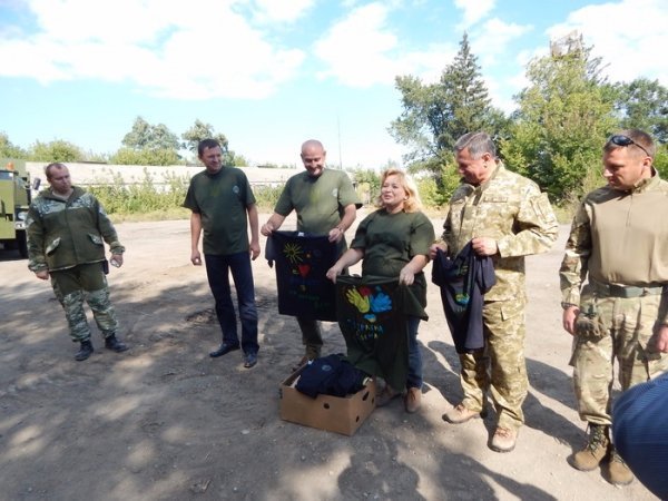 Делегація з Луцька відвідала лучан та волинян, які служать в зоні АТО. ФОТО