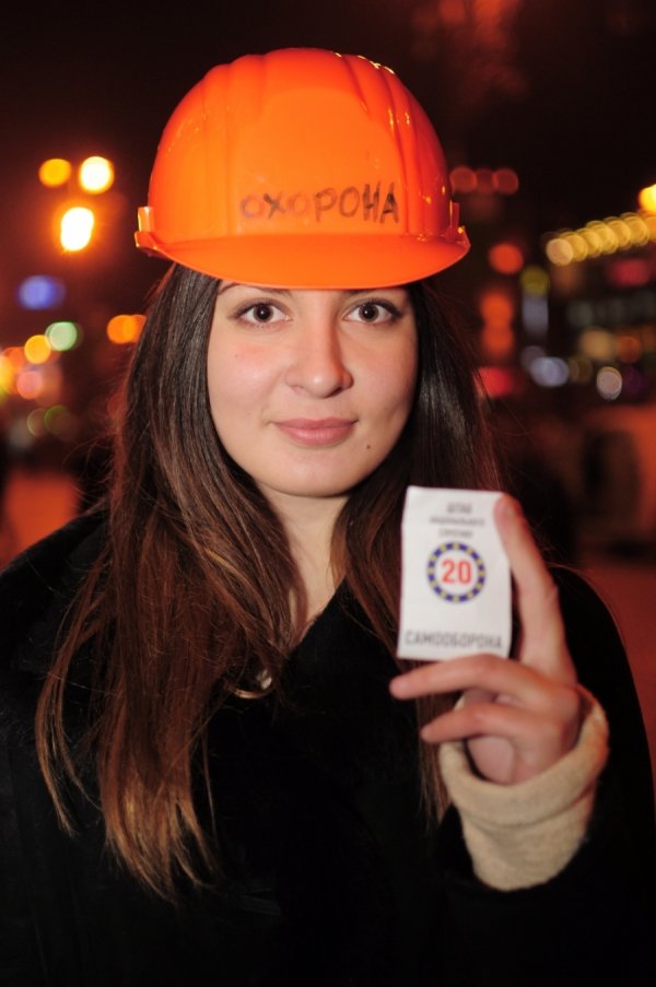 Красуні Євромайдану. ФОТО