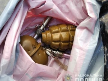 Волинянин продавав гранати та патрони, які знайшов біля водойми у Боголюбах