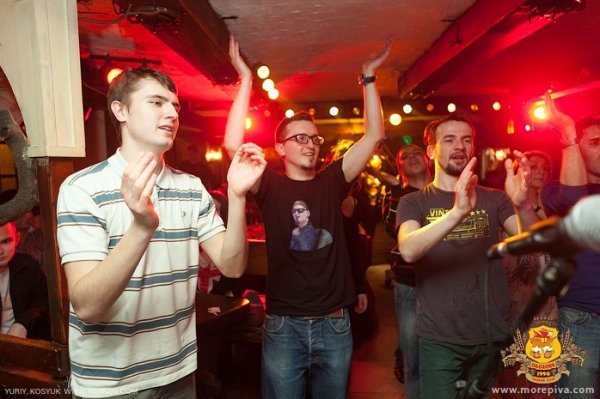 Як у Луцьку танцювали під закарпатський рок-н-рол. ФОТО