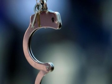 Двоє неповнолітніх рецидивістів пограбували волинянина