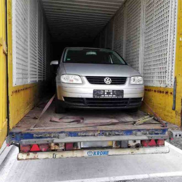 У Польщі спіймали 20-річного волинянина, який керував фурою без прав. ФОТО