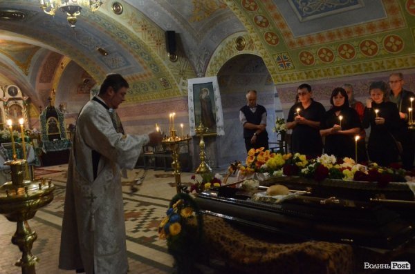 Лучани провели в останню путь метра волинського кінематографа. ФОТО