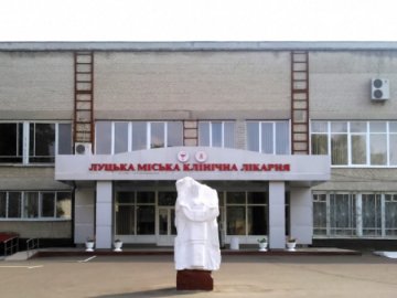 Медики луцької лікарні, в яких виявили коронавірус, не мають ознак хвороби