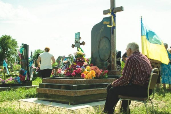На Волині відкрили пам'ятник Герою АТО. ФОТО