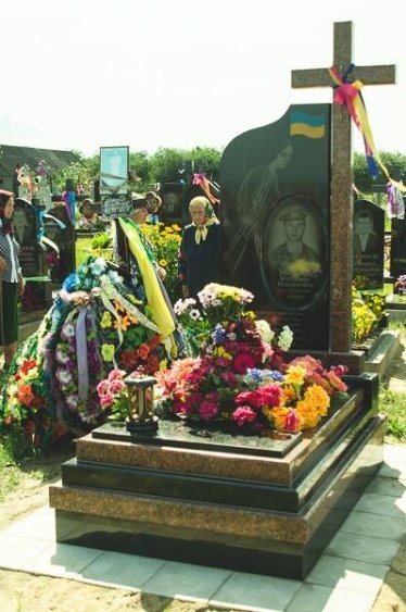 На Волині відкрили пам'ятник Герою АТО. ФОТО