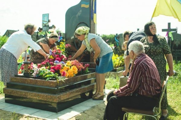 На Волині відкрили пам'ятник Герою АТО. ФОТО