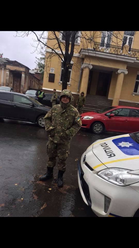 НАБУ проводить обшуки в сина Авакова