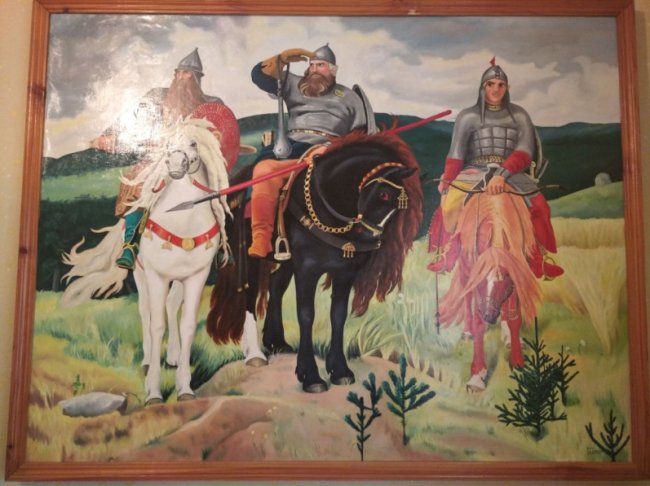 Самородок зі Світязя пише картини, малює ікони та займається столярством 