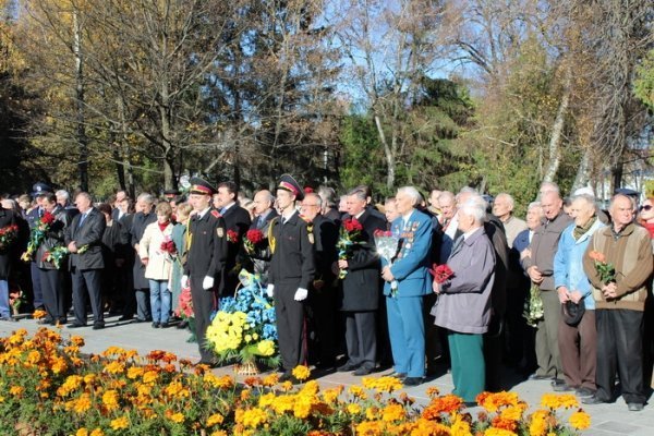 У Луцьку вшанували визволителів України. ФОТО