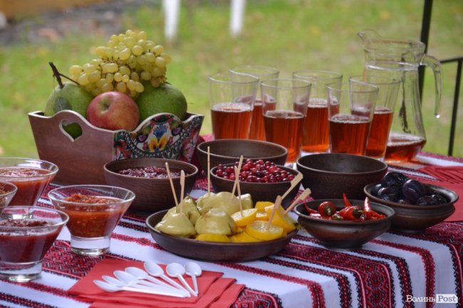 Краса воротнівського лісу: у «Малій Швейцарії» відкрили центр для юних лісівників 