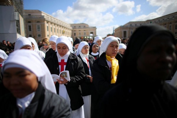 Папа Франциск офіційно отримав владу. ФОТО. ВІДЕО