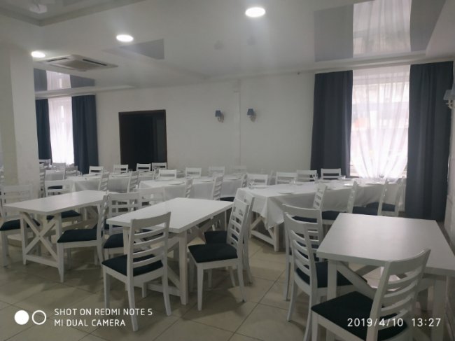 Показали зсередини кафе, яке відкрили замість «Космосу». ФОТО