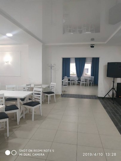 Показали зсередини кафе, яке відкрили замість «Космосу». ФОТО