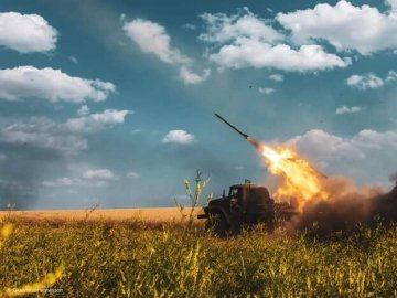 Вибухи у Бердянську: ЗСУ підтвердили знищення штабу та складу росіян