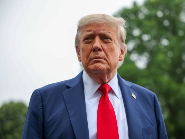 Трамп пройшовся по Путіну: витрачає все на вбивства замість розвитку економіки