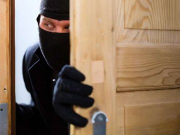 У Луцькому районі злодії проникли до новобудови і викрали будівельне обладнання