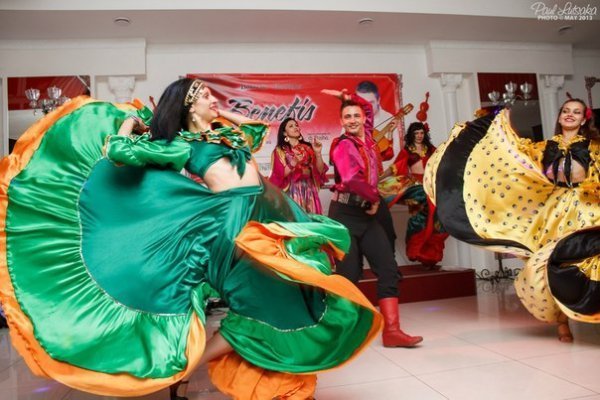 Танцювальний Луцьк: шоу-балет «LAVITA» 