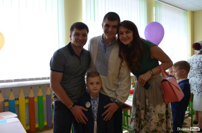 Під гаслом «Вперше»: луцька школа №27 відкрила свої двері. ФОТОРЕПОРТАЖ