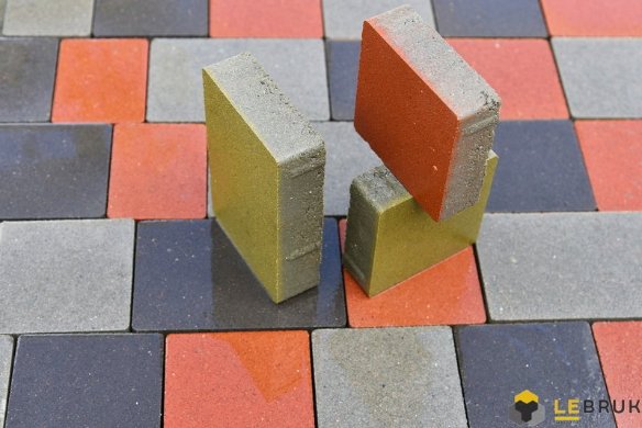 За товщиною, формою, кольором: як обрати бруківку «LeBruk»*