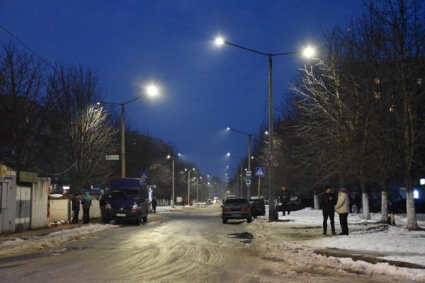 На луцькому бульварі Дружби Народів змінили освітлення