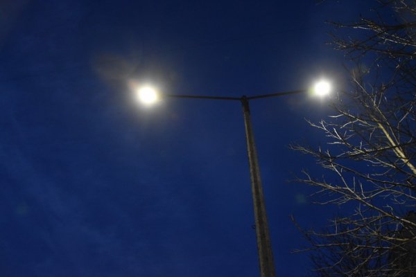 На луцькому бульварі Дружби Народів змінили освітлення